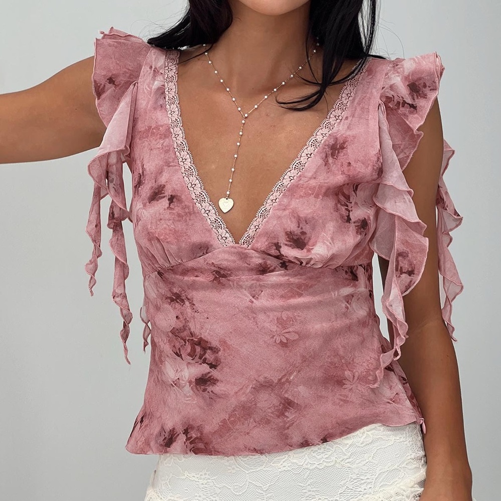 Y2K Inspired Ruffle Sleeve Top